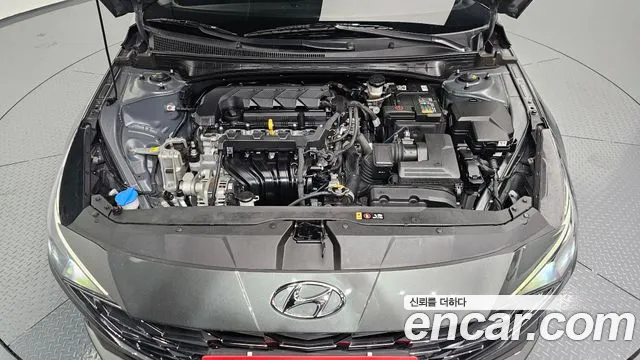 Hyundai Avante CN7 — Фото автомобиля 9