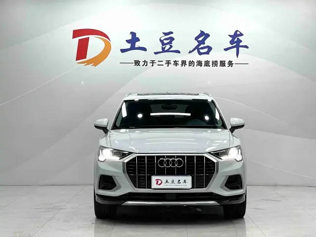 Audi Q3 — Фото автомобиля 2