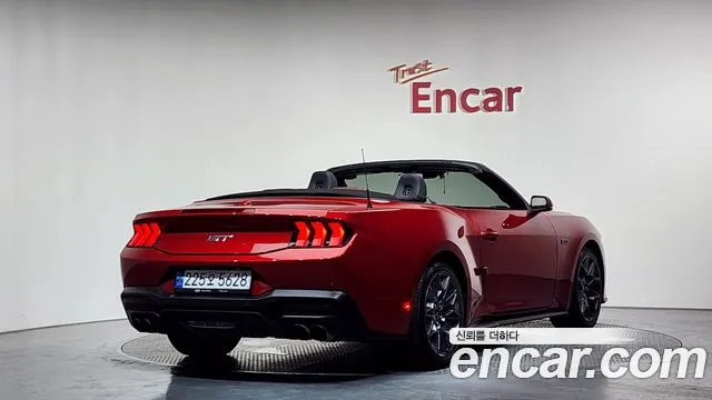 Ford Mustang Mustang 7 поколение 5.0 GT Premium Кабриолет — Фото автомобиля 2