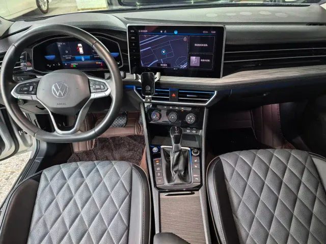 Volkswagen Sagitar — Фото автомобиля 10