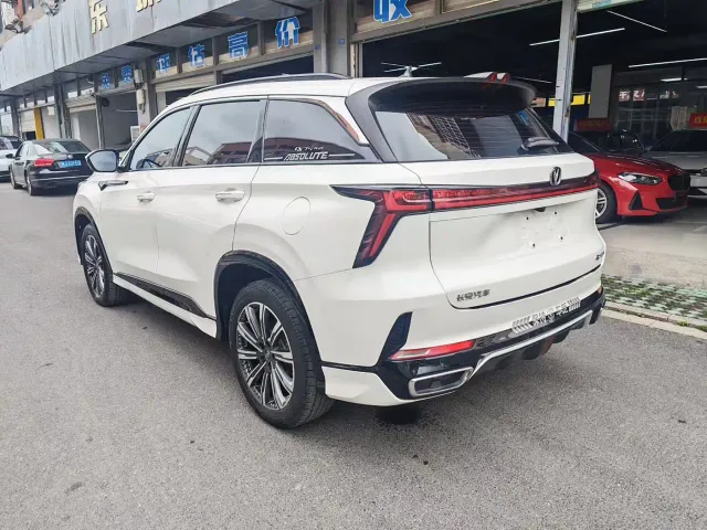 Changan CS75 Plus — Фото автомобиля 3