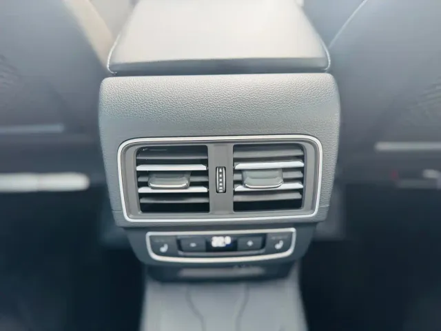 Audi Q5L — Фото автомобиля 13