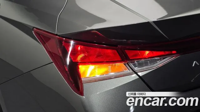 Hyundai Avante — Фото автомобиля 8