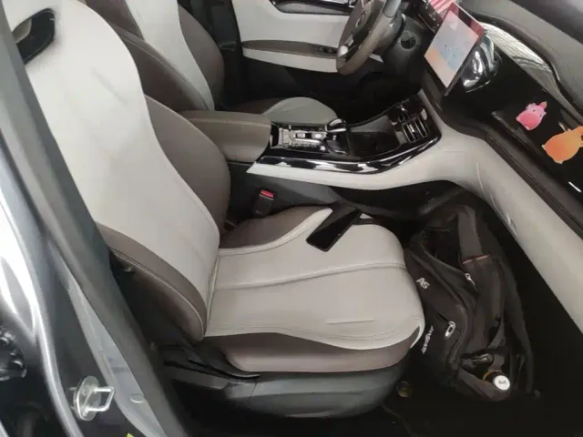 BYD Qin PLUS — Фото автомобиля 24