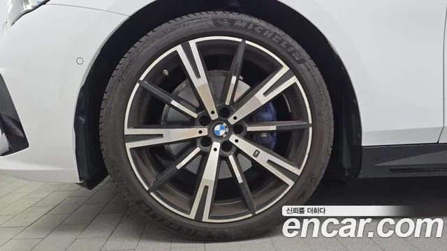 BMW 5-Series 5 серия (G60) 530i xDrive M Sport — Фото автомобиля 5