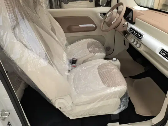 Wuling Hongguang Mini EV — Фото автомобиля 24