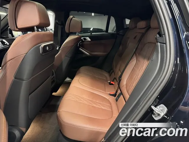 BMW X6 — Фото автомобиля 9