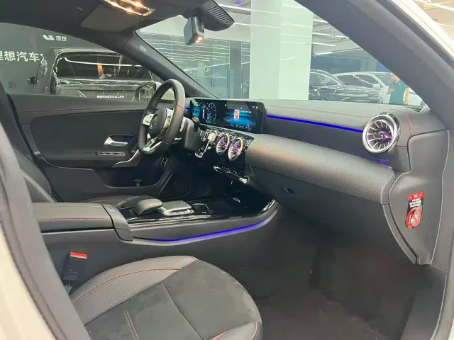 Mercedes-Benz CLA-Class — Фото автомобиля 8