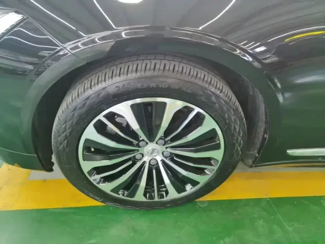 Volvo S90 — Фото автомобиля 22
