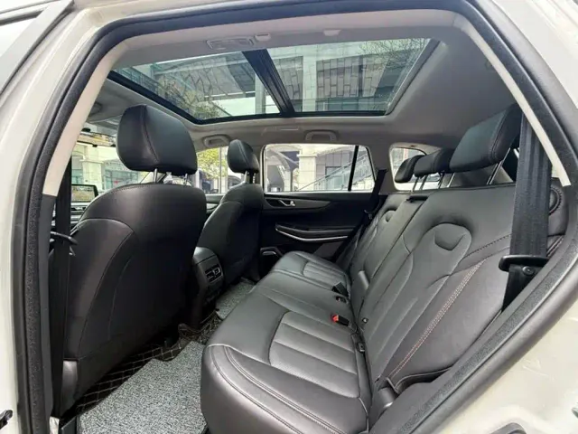 Changan Changan CS75 2022 Blue Whale Edition 1.5T DCT Premium — Фото автомобиля 4