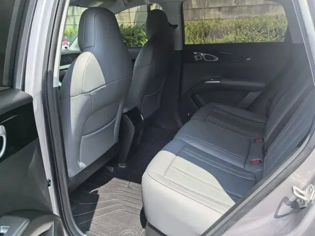 Geely Starry Wish — Фото автомобиля 3
