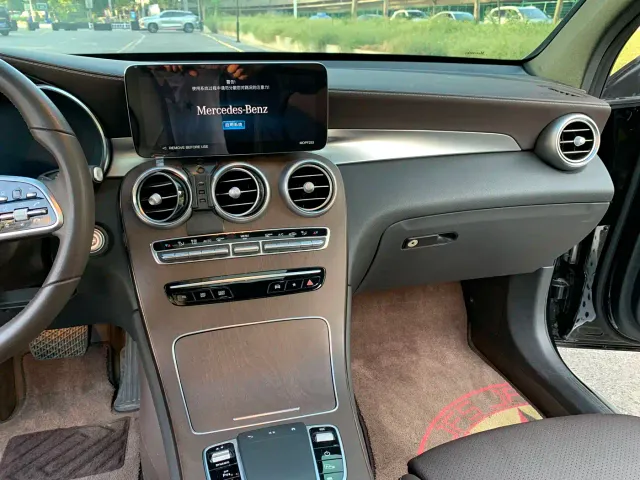 Mercedes-Benz GLC-Class — Фото автомобиля 14