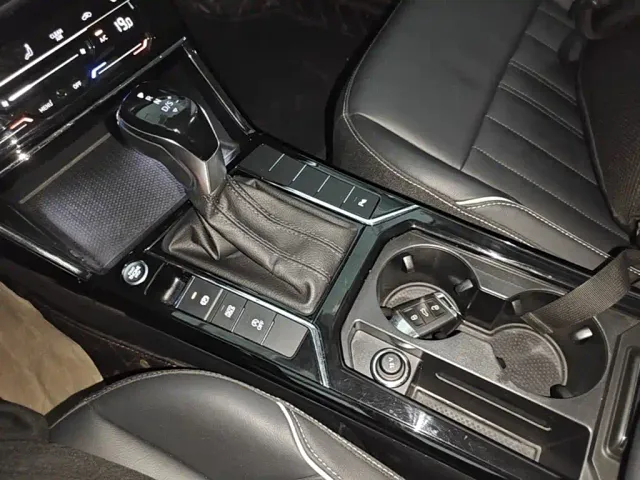 Volkswagen Passat — Фото автомобиля 13