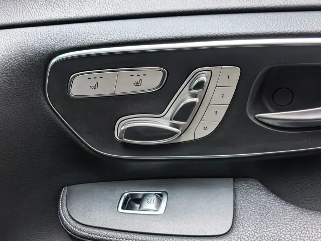 Mercedes-Benz V-Class — Фото автомобиля 16