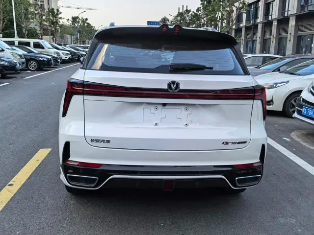 Changan CS75 Plus — Фото автомобиля 5