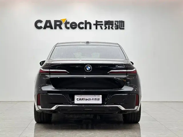 BMW 7 Series — Фото автомобиля 4