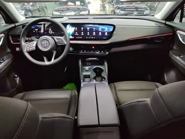 Buick Envision Plus — Фото автомобиля 9