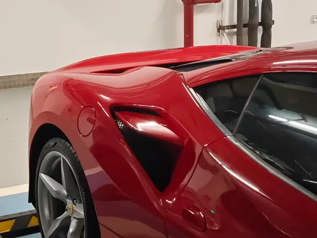 Ferrari F8 — Фото автомобиля 9