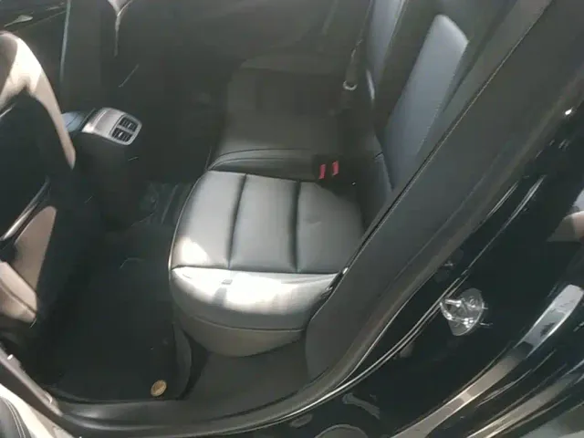 Buick Regal — Фото автомобиля 16