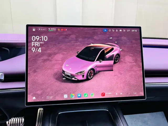 Xiaomi SU7 — Фото автомобиля 13