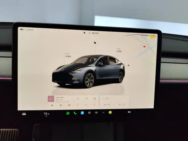 Tesla Model Y — Фото автомобиля 13