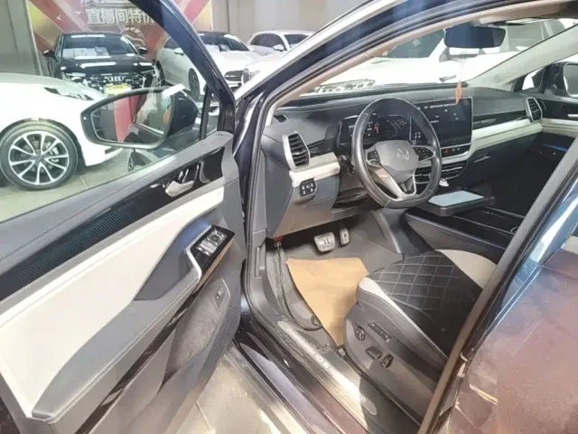 Volkswagen ID.6 Crozz — Фото автомобиля 15
