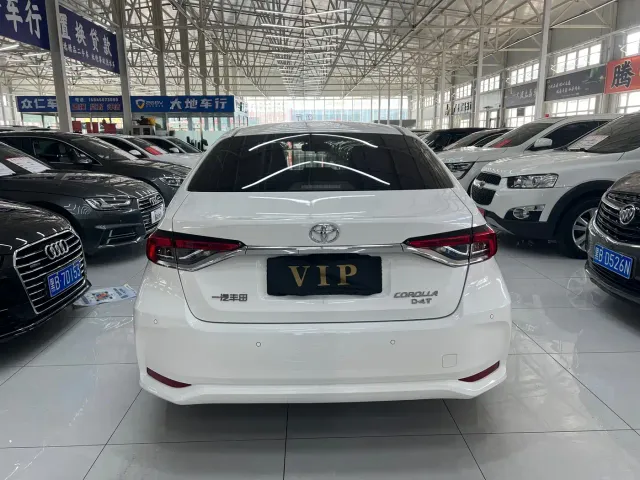Toyota Corolla — Фото автомобиля 8