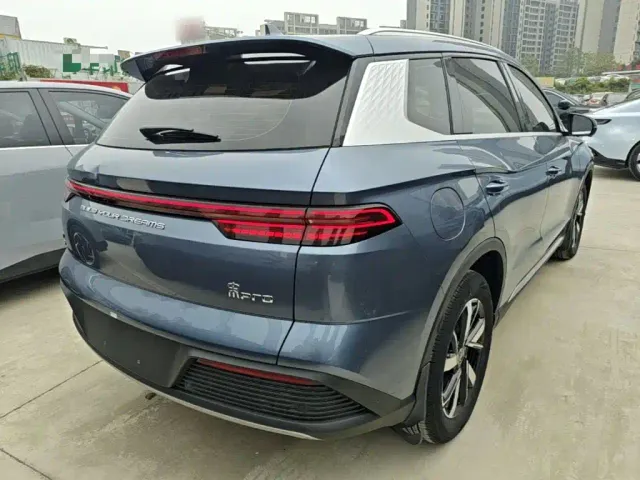 BYD Song Pro — Фото автомобиля 6