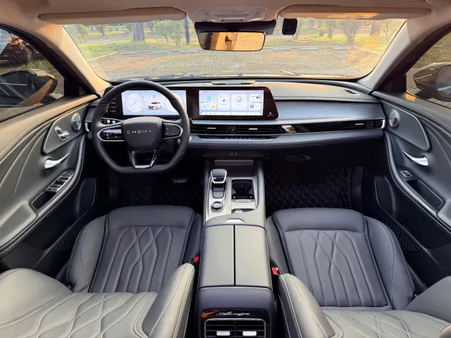Chery Arrizo 8 — Фото автомобиля 6