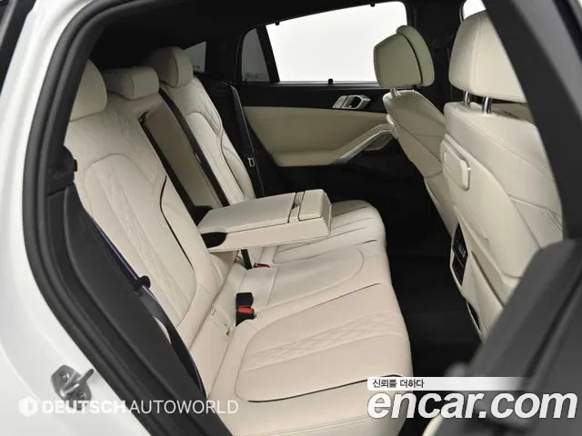 BMW X6 — Фото автомобиля 12