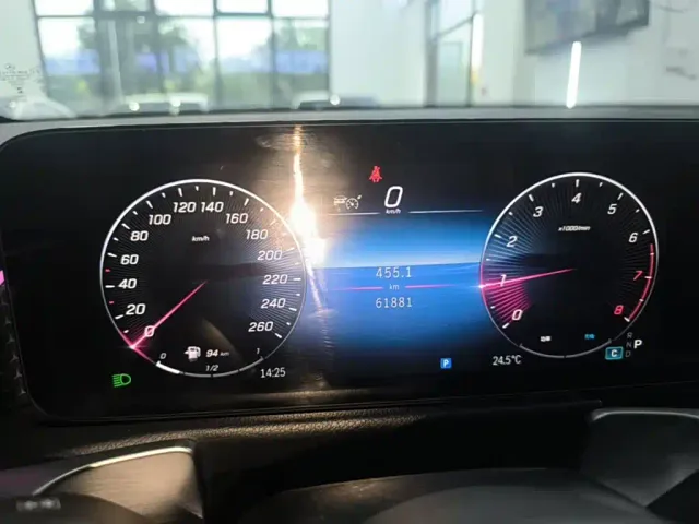 Mercedes-Benz GLB-Class — Фото автомобиля 11
