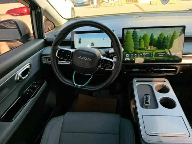 GAC Aion Y — Фото автомобиля 10