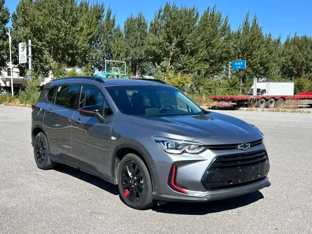 Chevrolet Orlando — Фото автомобиля 3