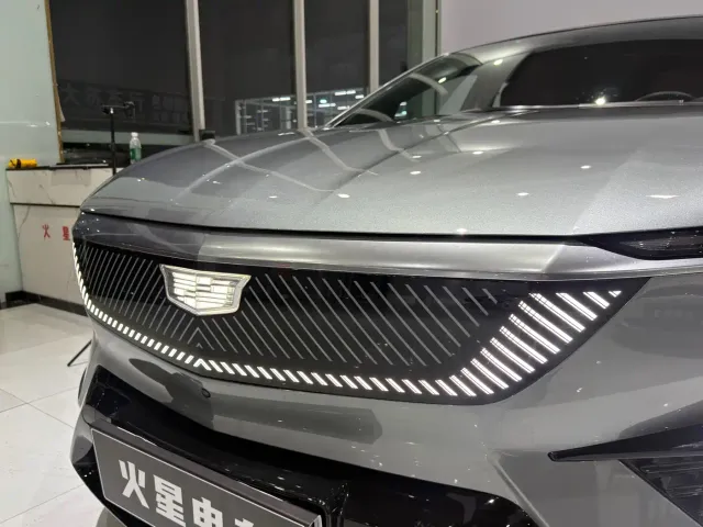 Cadillac Optiq — Фото автомобиля 4