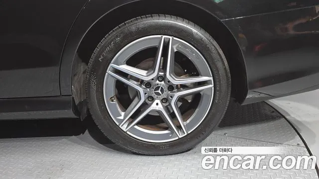 Mercedes-Benz E-Class W213 — Фото автомобиля 5