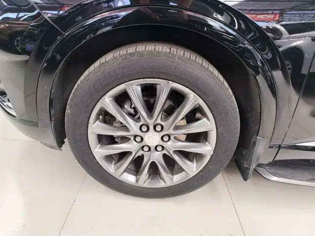 Buick Enclave — Фото автомобиля 22
