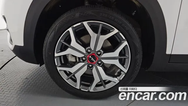 Kia Seltos — Фото автомобиля 4