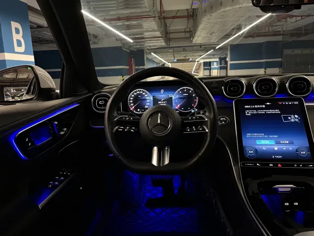 Mercedes-Benz C-Class — Фото автомобиля 16