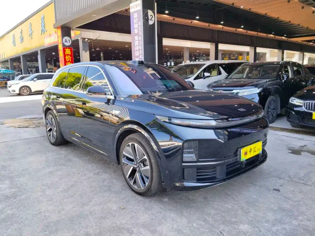 Li Auto L7 — Фото автомобиля 3