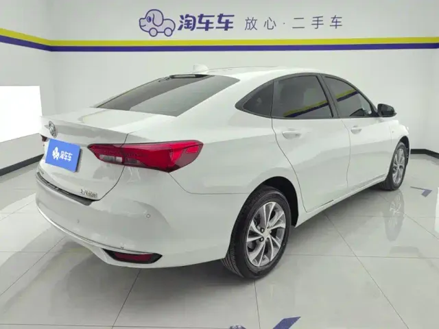 Buick Verano — Фото автомобиля 3
