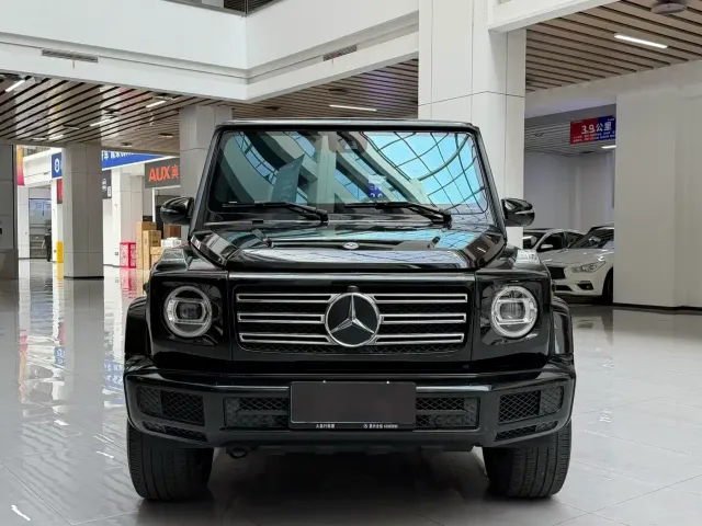 Mercedes-Benz G-Class — Фото автомобиля 2