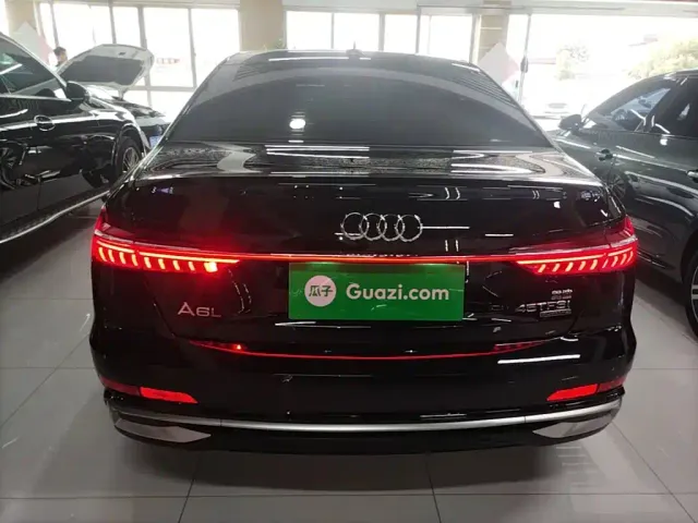Audi A6L — Фото автомобиля 5