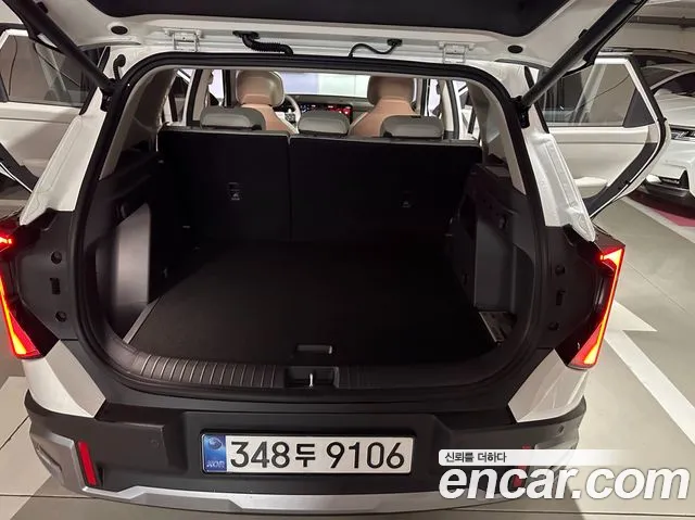 Kia Seltos Seltos 2 поколение Бензин 1.6T 2WD — Фото автомобиля 15