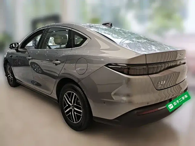 BYD Seal 05 DM-i — Фото автомобиля 6