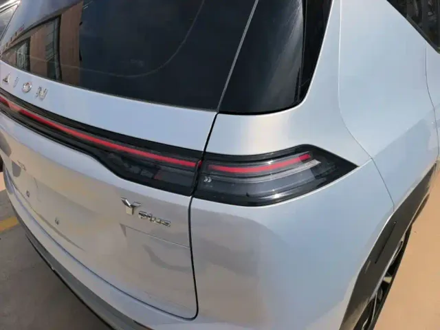 GAC Aion Y — Фото автомобиля 7