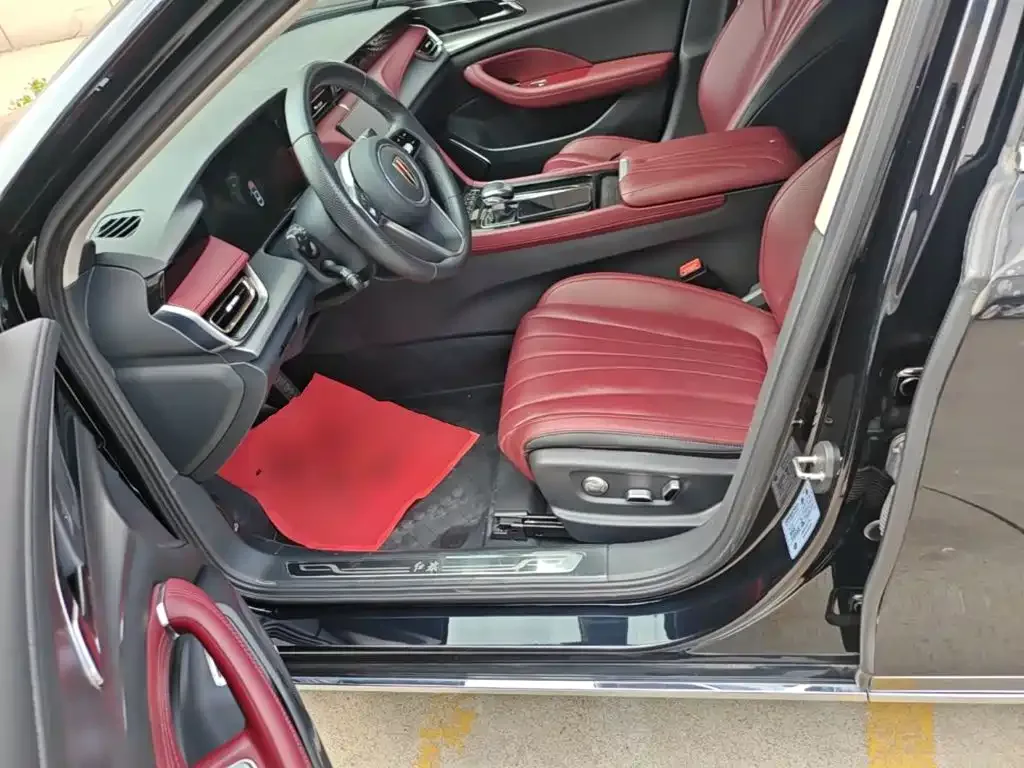 Hongqi Hongqi H5 2024 2.0T Automatic Smart Connect Flag Smooth Edition — Фото автомобиля 14