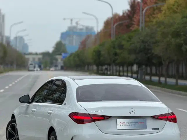 Mercedes-Benz C-Class — Фото автомобиля 8