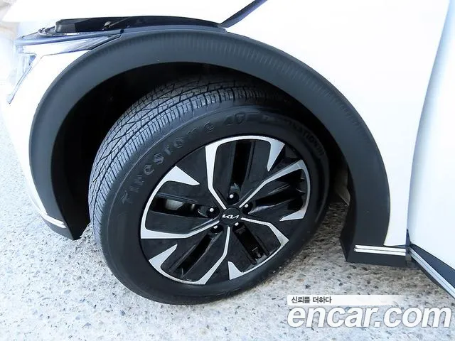 Kia EV6 — Фото автомобиля 20