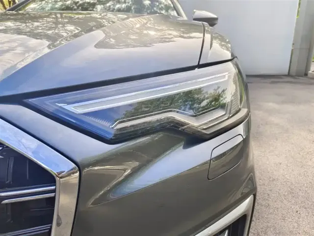 Audi A6L — Фото автомобиля 21