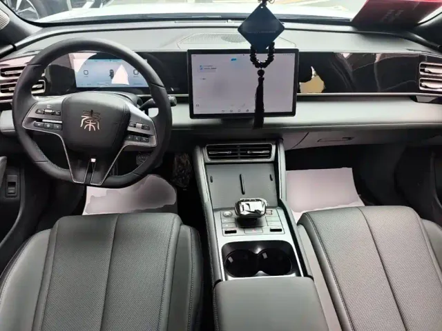 BYD Qin L 2024 DM-i 80KM Superior — Фото автомобиля 9
